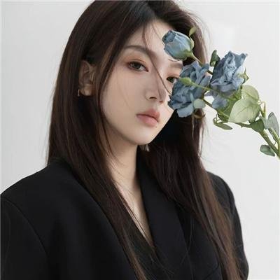 花花公子之千面女陪游